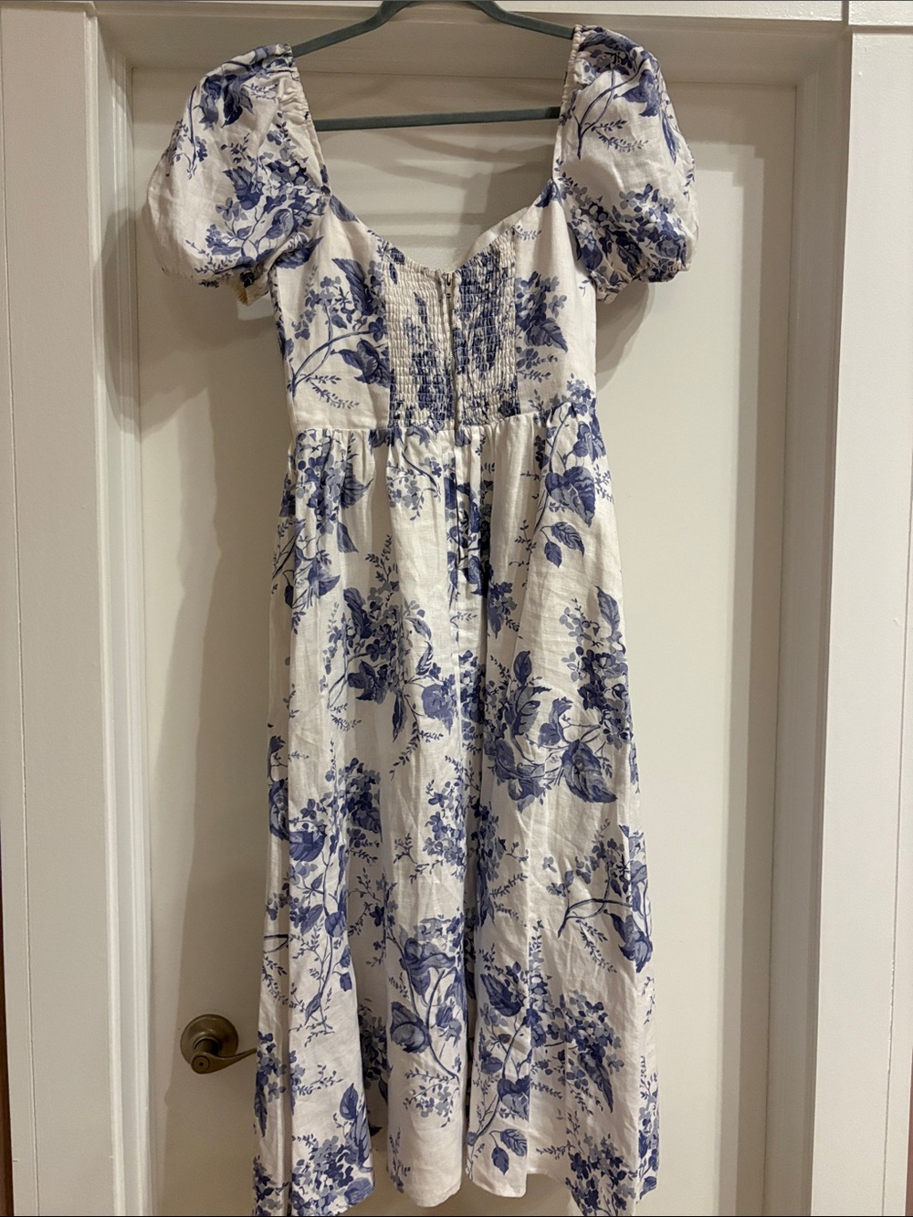 Reformation Linen Floral Puff-Sleeve Midi Dress, Size 4 - Picture 3 of 3